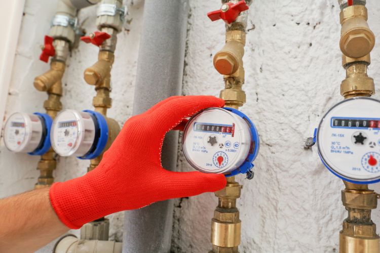Nous effectuons tous travaux de maintenance ponctuels et périodiques sur vos pompes de surpression